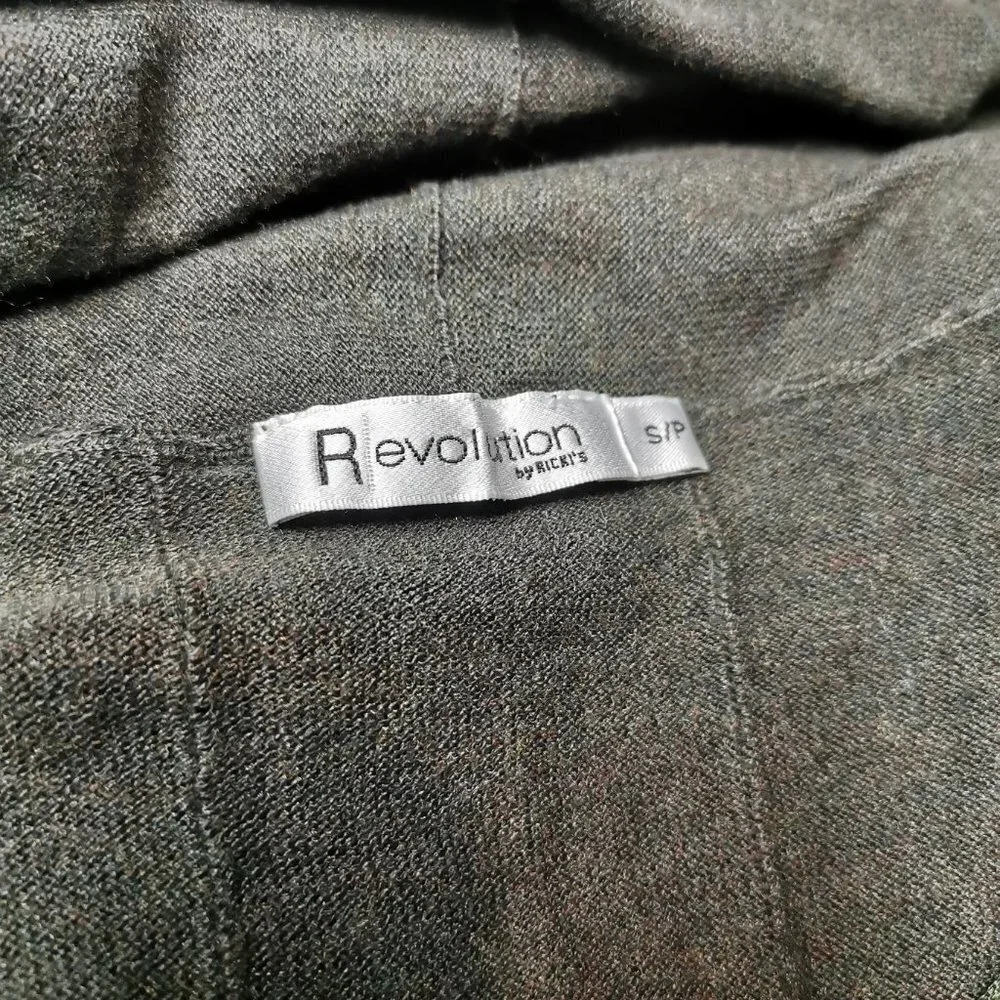 REVOLUTION by Ricki's Cardigan - Picture 4 of 4